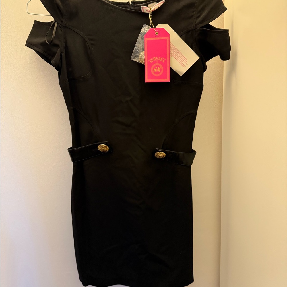 Black Sheath Mini Dress with Cold Shoulder for Cocktail